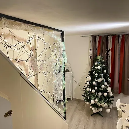 Apartment Charming Flat In 100 Sqm Private Parking *