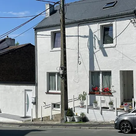 Charming Flat In 100 Sqm Private Parking * Charleroi