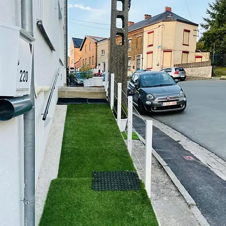 Apartment Charming Flat In 100 Sqm Private Parking *