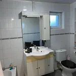 Spacious In 100 M² With Parking 5 Ppl *
