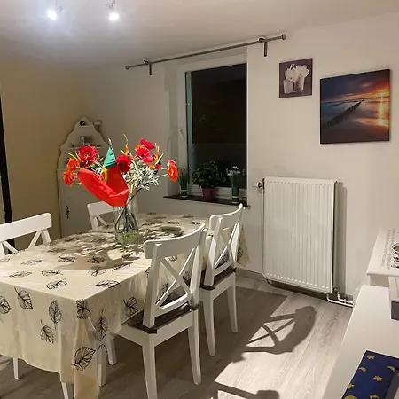 Spacious In 100 M² With Parking 5 Ppl