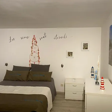Apartment Spacious In 100 M² With Parking 5 Ppl
