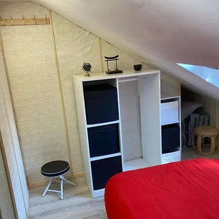 Spacious In 100 M² With Parking 5 Ppl Διαμέρισμα Σαρλρουά