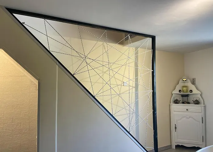 Spacious In 100 M² With Parking 5 Ppl Apartment