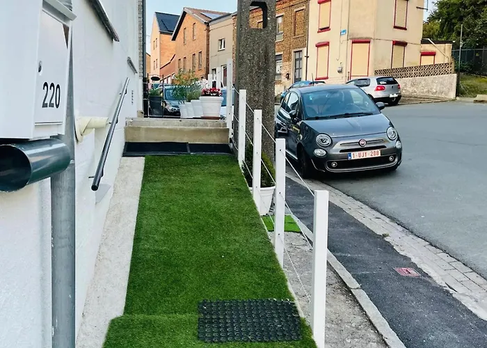 Apartment Spacious In 100 M² With Parking 5 Ppl *