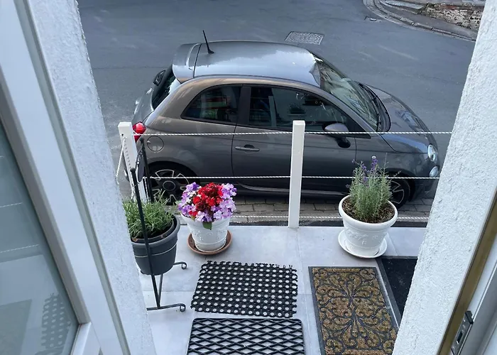 Spacious In 100 M² With Parking 5 Ppl Apartment