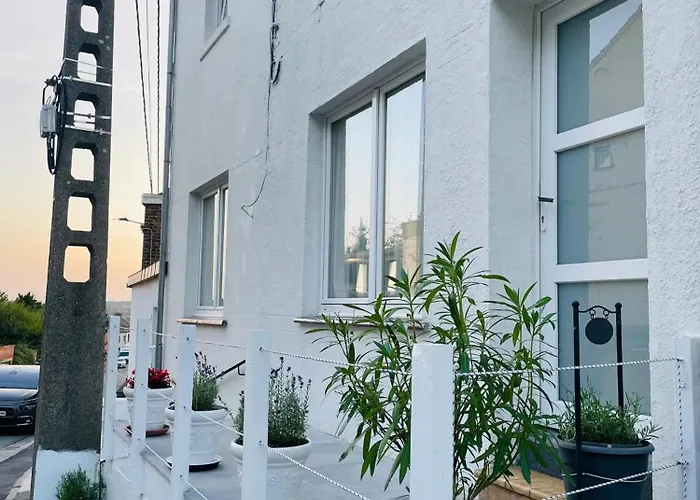 Apartment Spacious In 100 M² With Parking 5 Ppl *