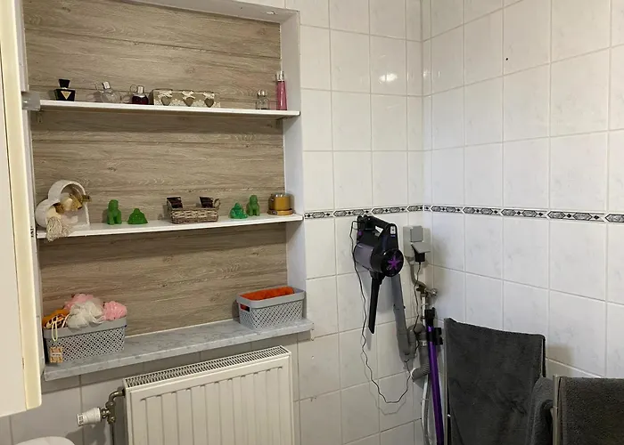 Apartment Spacious In 100 M² With Parking 5 Ppl *