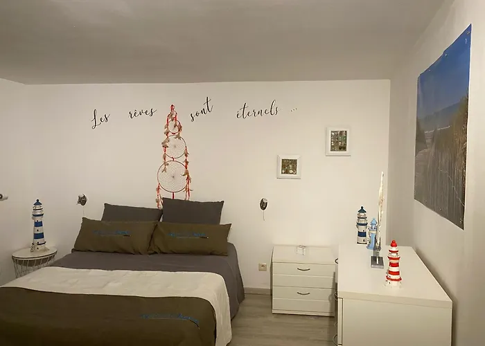 Apartment Spacious In 100 M² With Parking 5 Ppl